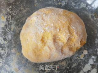紫薯南瓜玫瑰蒸馒头的做法步骤：3