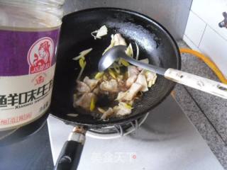 五花肉片烧白菜的做法步骤：3