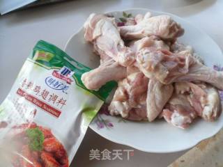 香辣鸭腿的做法步骤：1