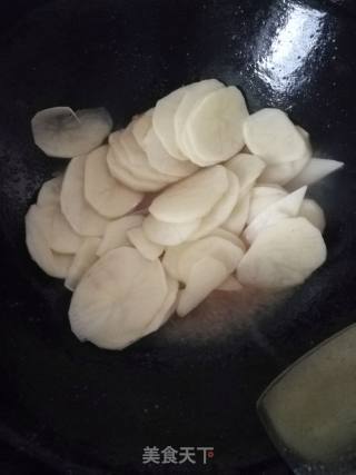 *团圆饭**牛肉土豆片的做法步骤：8