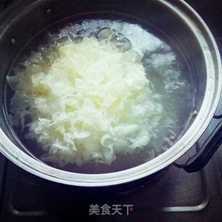 #年味#    银耳红桔羹的做法步骤：4