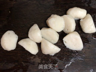 冬笋烧鱼丸的做法步骤：4