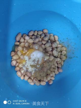 酥皮花生的做法步骤：2