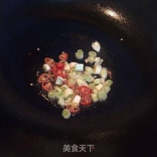 青笋炒木耳的做法步骤：5
