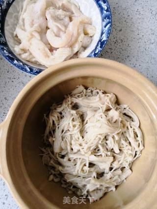 酸菜巴沙鱼的做法步骤：6