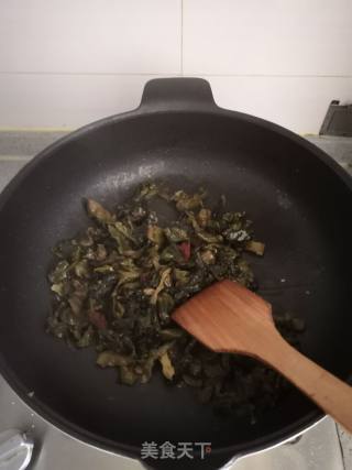 酸菜巴沙鱼的做法步骤：8