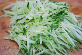 凉拌金针菇的做法步骤：3