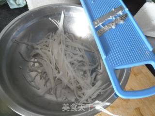 鲜汤萝卜丝的做法步骤：4