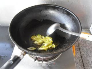 杏鲍菇炒芹菜的做法步骤：6