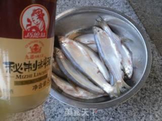 盐煎青鳞子的做法步骤：4