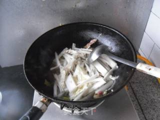肉片洋葱炒白菜的做法步骤：7