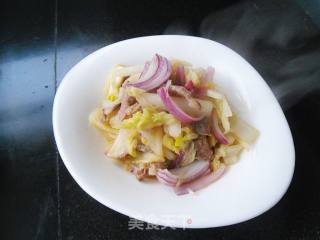 肉片洋葱炒白菜的做法步骤：11