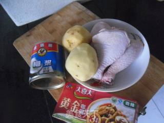 咖喱鸡块的做法步骤：1