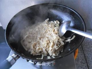 豆皮豆芽炒油菜的做法步骤：7
