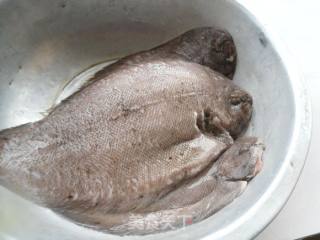 油煎鳎米鱼的做法步骤：1