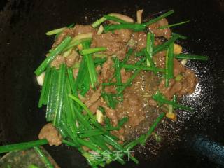 *团圆饭*葱爆牛肉的做法步骤：7