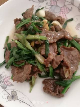 *团圆饭*葱爆牛肉的做法步骤：8