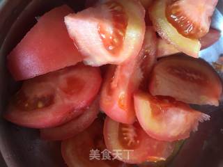 番茄牛肉煲的做法步骤：3