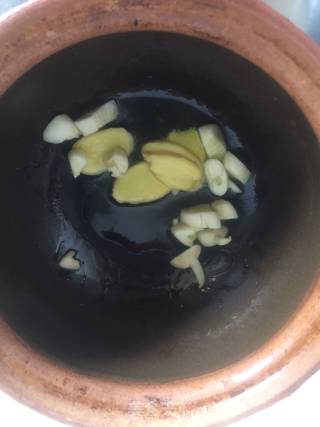 番茄牛肉煲的做法步骤：4
