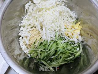 凉拌黄瓜豆皮白菜芯的做法步骤：7