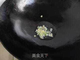 玉米豌豆炒虾仁的做法步骤：8