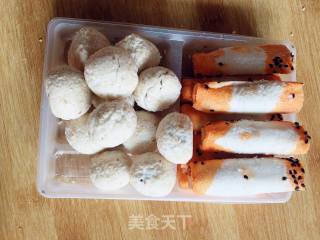 炸南瓜豆沙卷的做法步骤：1