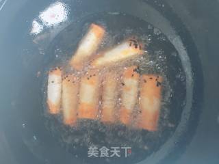 炸南瓜豆沙卷的做法步骤：2