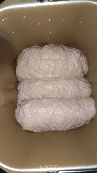 面包机板---巧克力面包的做法步骤：9