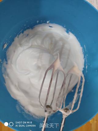 百香果8寸戚风蛋糕的做法步骤：4