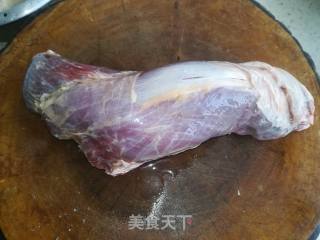 白萝卜牛肉汤的做法步骤：1