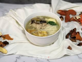 鸡汤蛋饺面的做法步骤：4