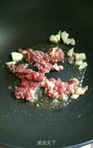 肉末炒茄子的做法步骤：3