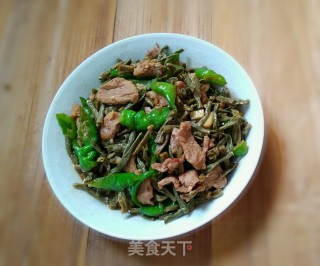 腌豆角炒瘦肉的做法步骤：7