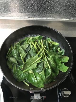果仁菠菜的做法步骤：4
