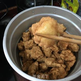 炸肉圆子的做法步骤：11