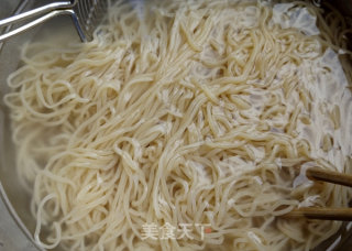 西红柿鸡蛋面的做法步骤：13