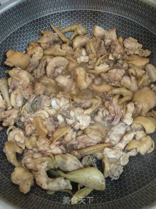 小炒鸡肉的做法步骤：6