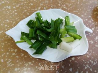 蒜苗炒猪肝的做法步骤：3
