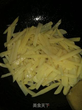 *团圆饭**卤肉土豆条的做法步骤：4