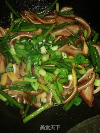 *团圆饭*蒜苔炒猪耳的做法步骤：9