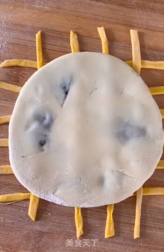 向日葵豆沙饼的做法步骤：8