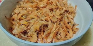 泡椒白虾的做法步骤：1
