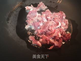圣女果炒牛肉的做法步骤：4