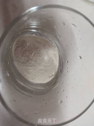 奶香芒果西米露的做法步骤：2