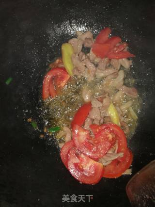 *团圆饭*平菇炒肉的做法步骤：2