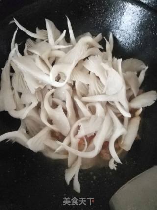 *团圆饭*平菇炒肉的做法步骤：3