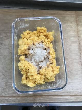 玉米发糕的做法步骤：2