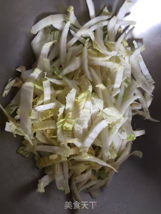 过年最爱家乡味 白菜肉丸汤的做法步骤：4