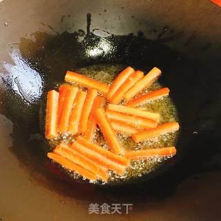 韩式辣酱炒年糕的做法步骤：3