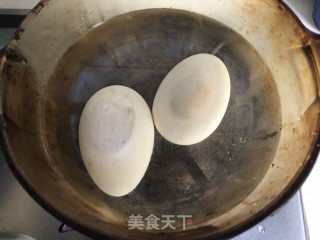拌鹅蛋的做法步骤：2